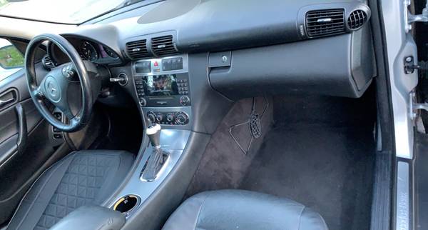 2006 Mercedes Benz C230 SPORT - - by dealer - vehicle for sale in Brooklyn, NY – photo 11