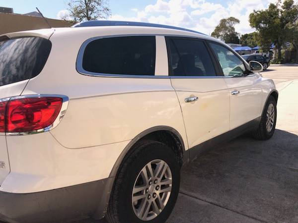 2009 Buick Enclave - Excellent Condition - cars & trucks - by dealer... for sale in Lake Worth, FL – photo 2