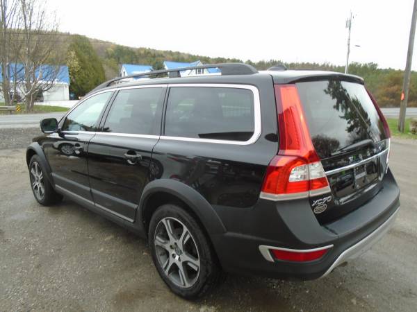 2014 Volvo XC70 t6 Premier AWD - - by dealer - vehicle for sale in Leicester, VT – photo 7