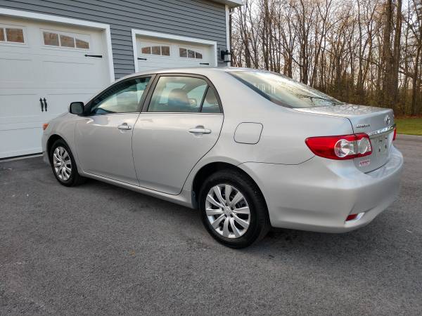 2013 Toyota Corolla LE - cars & trucks - by owner - vehicle... for sale in St. Albans, VT – photo 3