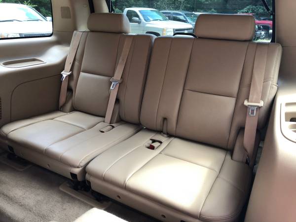 2009 Cadillac Escalade, Only 104K Miles, Navigation, Roof, Very for sale in New Gloucester, ME – photo 20