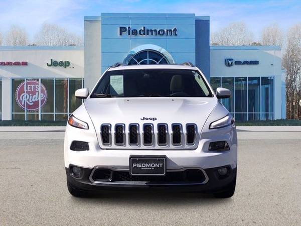 2017 Jeep Cherokee Bright White Clearcoat *SAVE $$$* - cars & trucks... for sale in Anderson, SC – photo 2