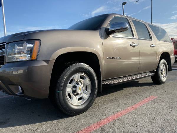 Priced to sell 2011 Chevrolet Suburban 2500 model — Like New for sale in Anchorage, AK – photo 5