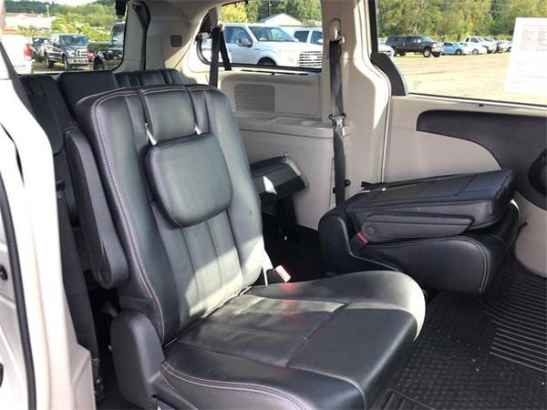 2013 Chrysler Town and Country mini-van Touring-L - White for sale in Chehalis, WA – photo 15