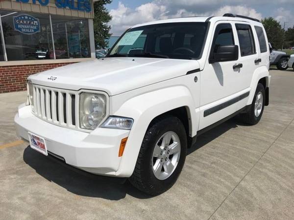 2009 *Jeep* *Liberty* *SPORT* - cars & trucks - by dealer - vehicle... for sale in Medina, OH – photo 2