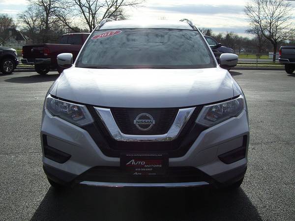★ 2017 NISSAN ROGUE SV - SHARP "ONE OWNER" SUV with ONLY 36k MILES... for sale in Feeding Hills, NY – photo 8