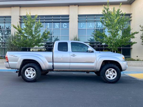 2006 Toyota Tacoma trd sport manual 6 speed 4x4 - - by for sale in Chico, CA – photo 4