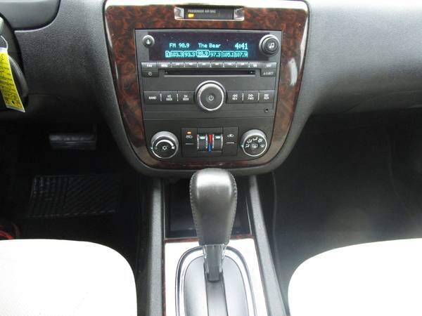 2012 Chevrolet Impala LT 3.6L V6 110,619 EZ mi. NO accidents NEW tires for sale in Auburn, IN – photo 23