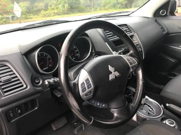2011 MITSUBISHI OUTLANDER 4x4 SUV INSPECTED for sale in White River Junction, VT – photo 9