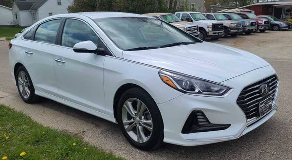 2018 Hyundai Sonata SEL CLEAN - - by dealer for sale in Mabel, MN – photo 3