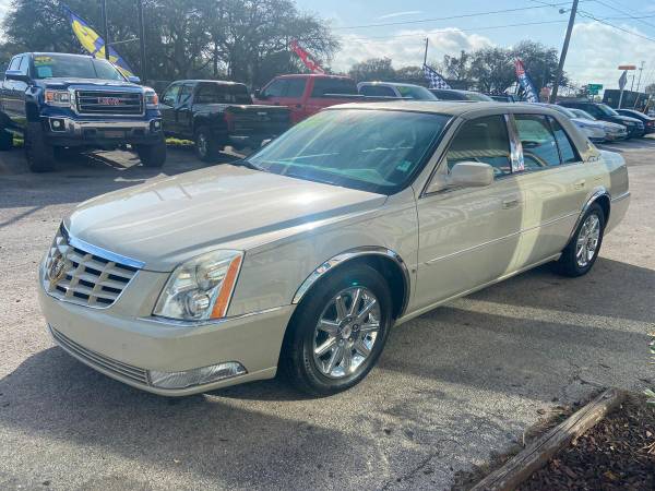 2010 Cadillac DTS w/1SD - - by dealer - vehicle for sale in TAMPA, FL – photo 4