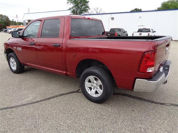 2014 RAM SXT EXPRESS 1500 CREW CAB 4X4 with 5.7L Hemi for sale in Wautoma, WI – photo 3