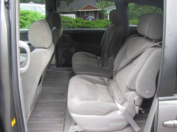 2005 Toyota Sienna LE 7 Passenger - - by dealer for sale in Shoreline, WA – photo 14