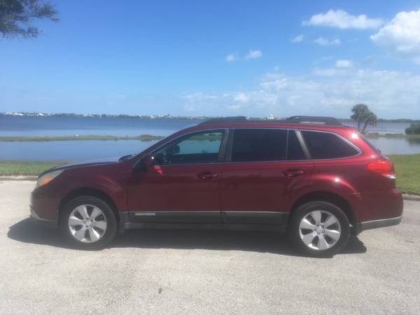 2011 Subaru Outback 2.5i Limited for sale in Melbourne , FL – photo 3