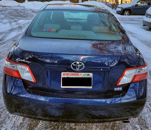 2009 Toyota Camry 4D Hybrid Sedan with 121, 050 miles for sale in Madison, WI – photo 6