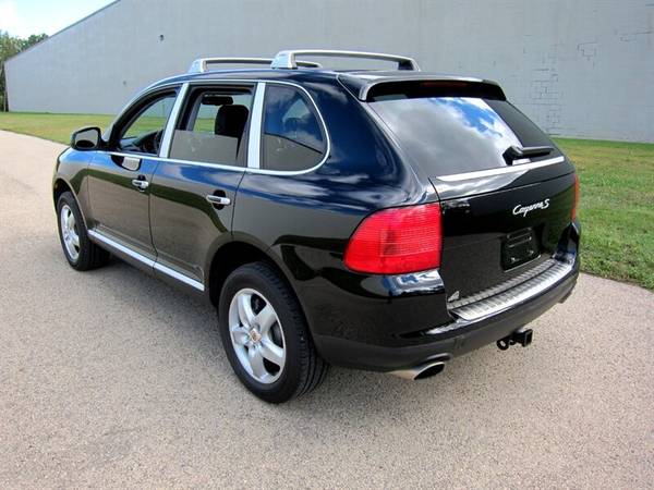 2006 Porsche Cayenne S -- All Wheel Drive ** LOW Miles ** Desirable Bl for sale in Madison, WI – photo 4