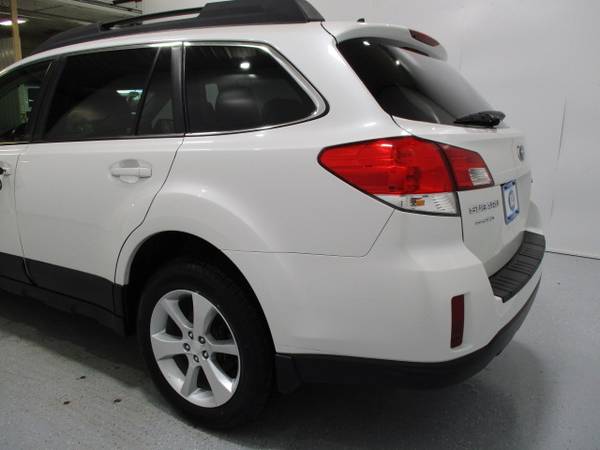 2014 Subaru Outback Limited all wheel drive SUV for sale in Wadena, ND – photo 5