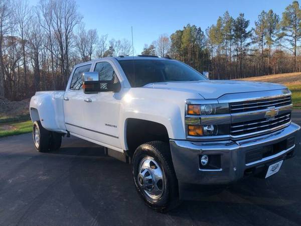 💥2015 Chevrolet 3500HD LTZ 4X4 #DUALLY #LOWMILES💥 - cars & trucks -... for sale in Stokesdale, VA – photo 3