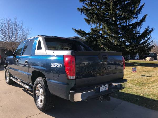 2005 Chevy Avalanche Z71 - cars & trucks - by owner - vehicle... for sale in Loveland, CO – photo 3