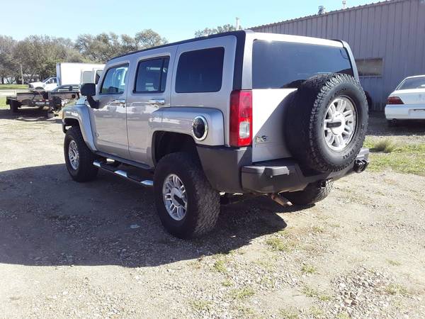 2006 Hummer H3 * 4X4 * Nice Vehicle for sale in Augusta, KS – photo 4