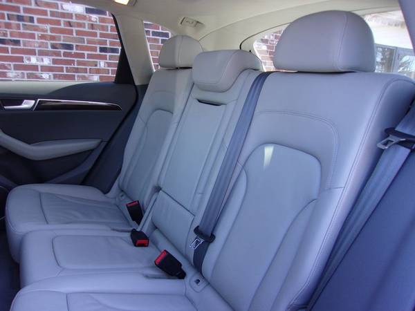 2011 Audi Q5 3.2 Quattro Prestige AWD, Auto, 103K Miles, P.Roof,... for sale in Franklin, VT – photo 11