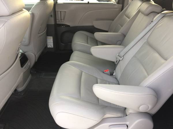 2016 Toyota Sienna XLE / 8 Passenger - cars & trucks - by dealer -... for sale in Anchorage, AK – photo 9