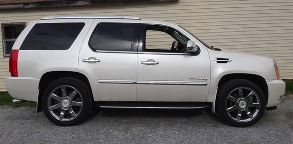 2010 Cadillac Escalade Premium 3rd ROW Used Cars Vermont at Ron s for sale in W. Rutland, Vt, VT – photo 8