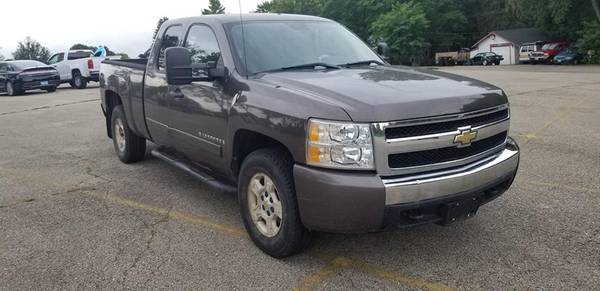 2008 CHEVY SILVERADO LS 4x4 EXT CAB WITH 5.3L for sale in Fox_Lake, WI – photo 3