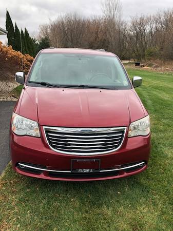 2011 Chrysler Town & Country - cars & trucks - by owner - vehicle... for sale in Fort Atkinson, WI – photo 2
