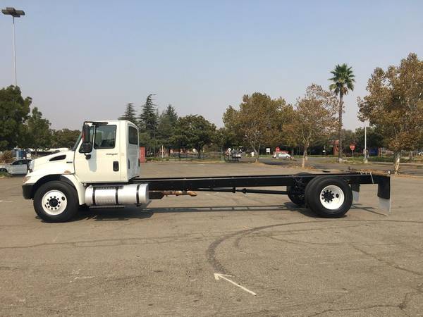 2013 INTL CARB COMPLIANT CAB & CHASSIS PTO READY *MAKE ME A DUMP* -... for sale in Fairfield, WA – photo 2