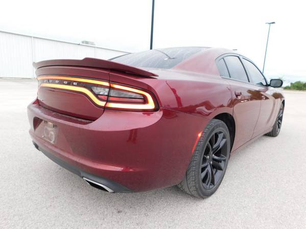2017 Dodge Charger SE - - by dealer - vehicle for sale in Gatesville, TX – photo 2