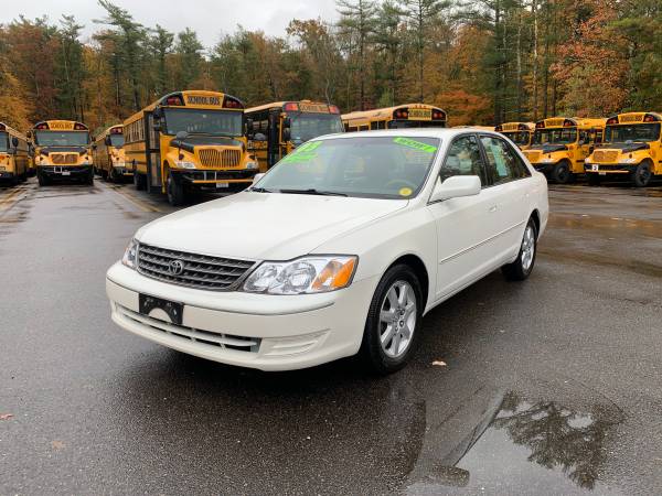 2003 Toyota Avalon XL - cars & trucks - by dealer - vehicle... for sale in Westport , MA – photo 3