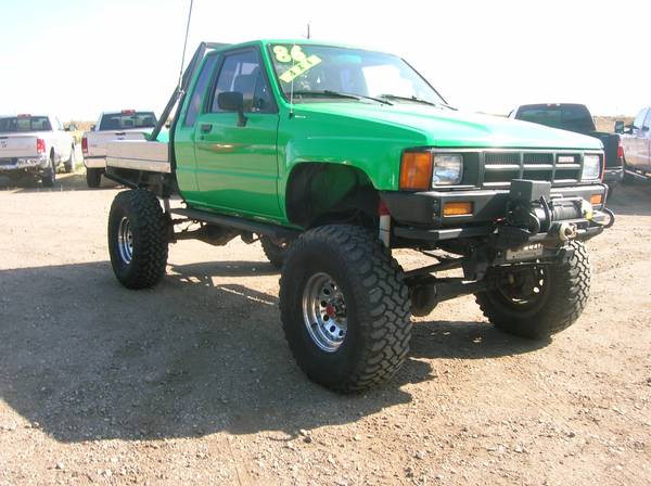 1986 Toytoa Pickup SR5 Rock Crawler! for sale in Fort Collins, CO – photo 3