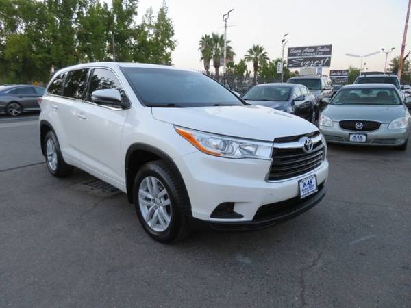2014 Toyota Highlander LE Plus AWD 4dr SUV - - by for sale in Sacramento , CA – photo 2