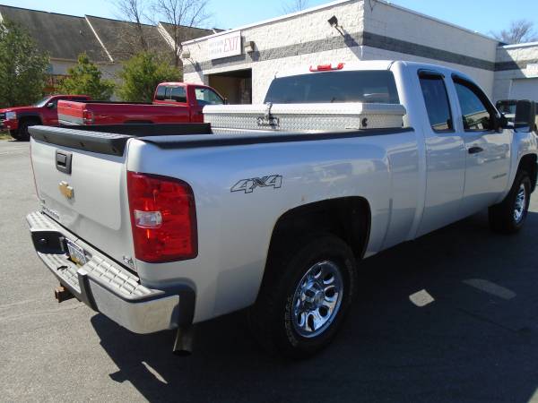 2011 CHEVY SILVERADO 4X4 - - by dealer - vehicle for sale in Elizabethtown, PA – photo 7
