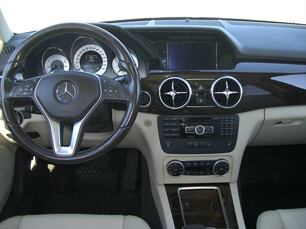 ★ 2014 MERCEDES BENZ GLK350 4MATIC - AWD, NAVI, PANO ROOF, 19" WHEELS for sale in East Windsor, CT – photo 11