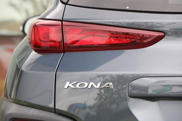 2020 Hyundai Kona SEL suv Thunder Gray - - by dealer for sale in Carson, CA – photo 8