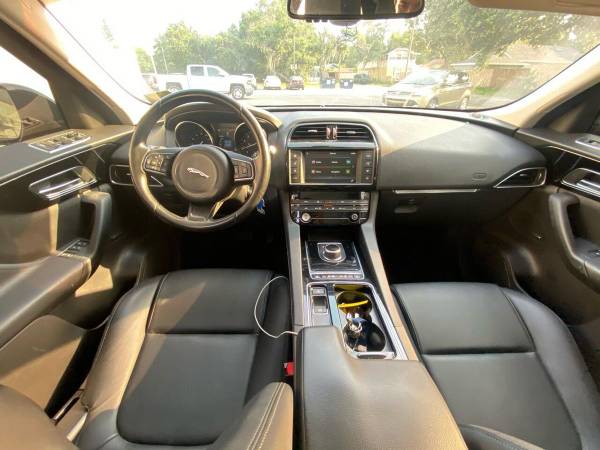 2018 Jaguar F-PACE 30t Premium AWD 4dr SUV - - by for sale in TAMPA, FL – photo 21
