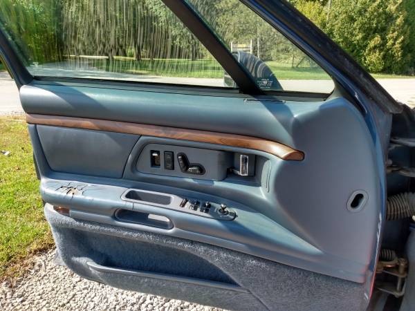 1995 Oldsmobile 98 Regency Elite for sale in Larwill, IN – photo 13