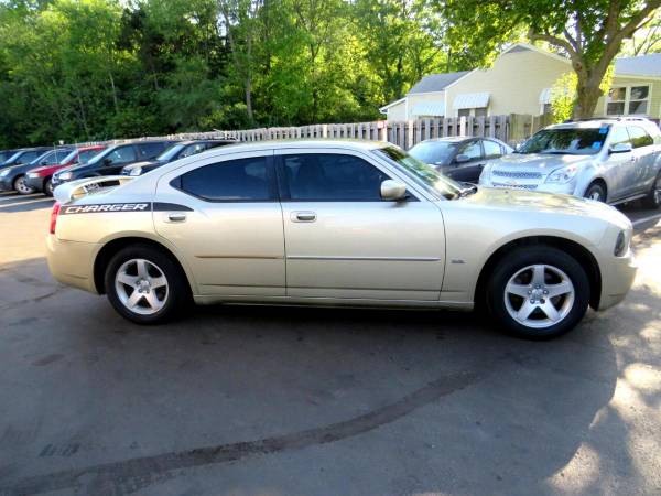 2010 Dodge Charger 4dr Sdn SXT RWD - 3 DAY SALE! for sale in Merriam, MO – photo 2