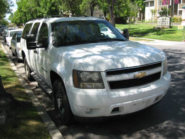 2007 Chevrolet Suburban 2500 commercial 4x4 - - by for sale in Fremont, CA – photo 3