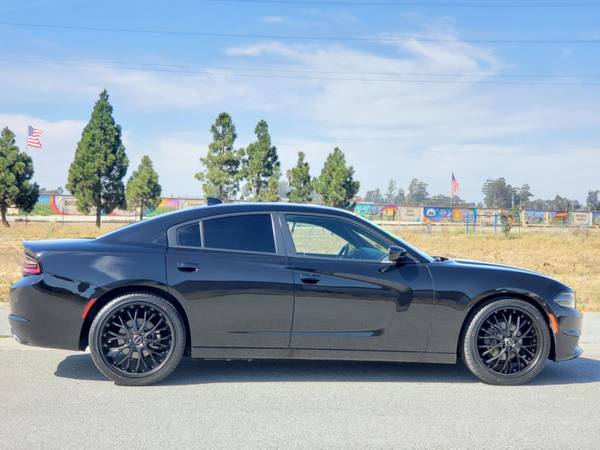 2018 *Dodge* *Charger* SXT Plus sedan Pitch Black Clearcoat for sale in Salinas, CA – photo 8