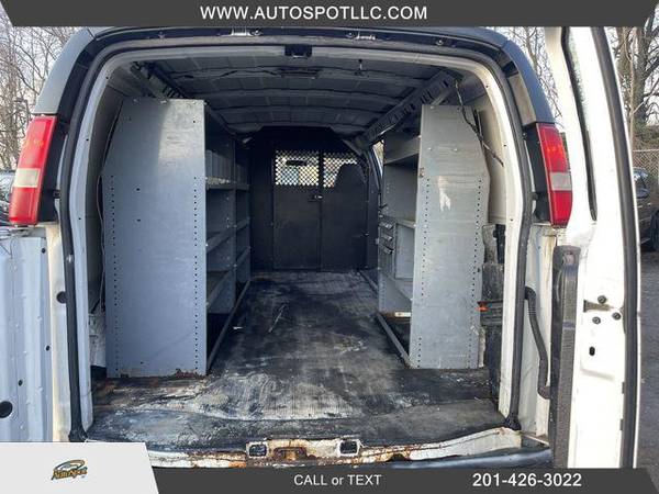 2008 Chevrolet Chevy Express 2500 Cargo Extended Van 3D for sale in Garfield, NY – photo 21
