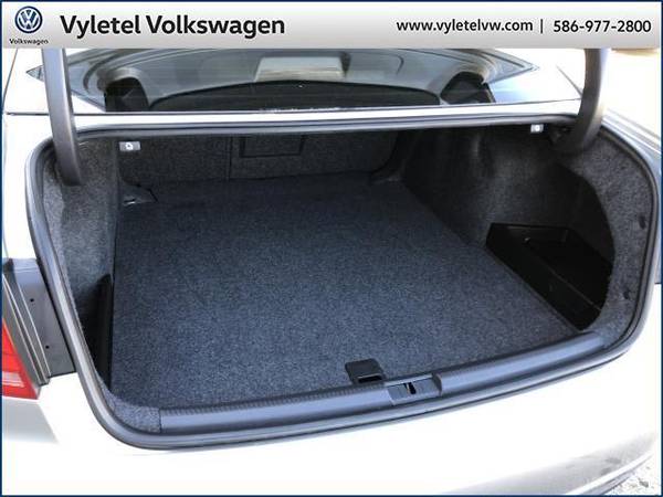 2014 Volkswagen Passat sedan 4dr Sdn 2.0L DSG TDI SEL Premium for sale in Sterling Heights, MI – photo 9
