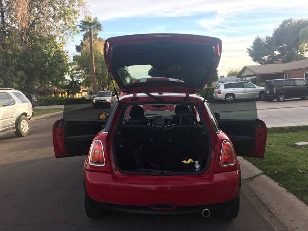 Mini Cooper 2007 Clean Title Fun to Drive - cars & trucks - by owner... for sale in Phoenix, AZ – photo 5