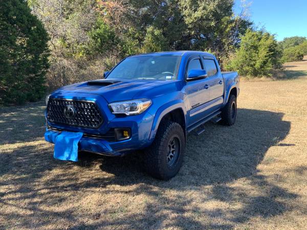 2018 Toyota Tacoma Sport 4WD - cars & trucks - by owner - vehicle... for sale in Granbury, TX – photo 2