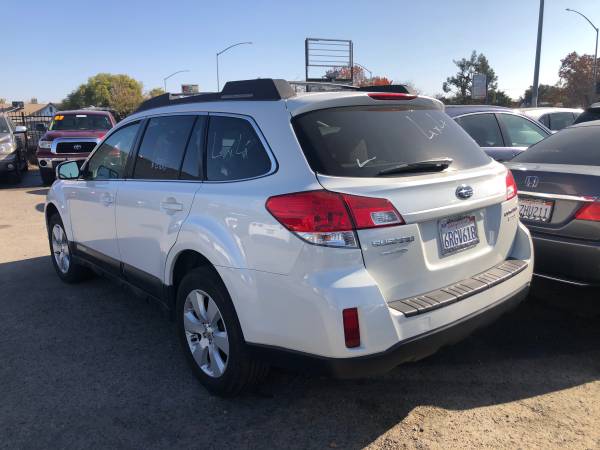 2011 Subaru Outback - cars & trucks - by dealer - vehicle automotive... for sale in Fresno, CA – photo 2
