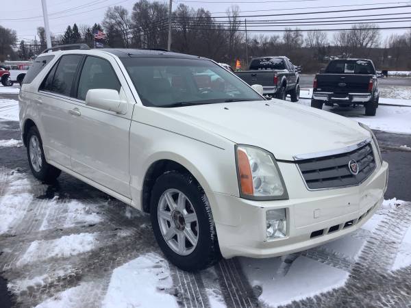 Loaded! 2004 Cadillac SRX! No Accidents!! - cars & trucks - by... for sale in Ortonville, OH – photo 7