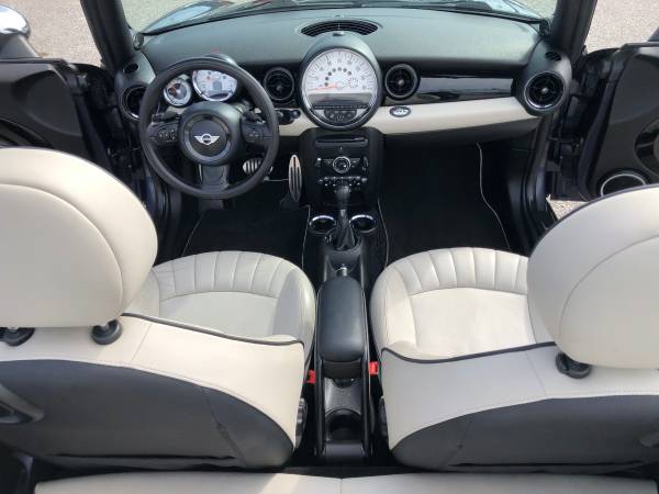 2012 MINI COOPER S CONVERTIBLE*CLEAN CAR FAX*ONLY 65K MILES* for sale in Clearwater, FL – photo 17