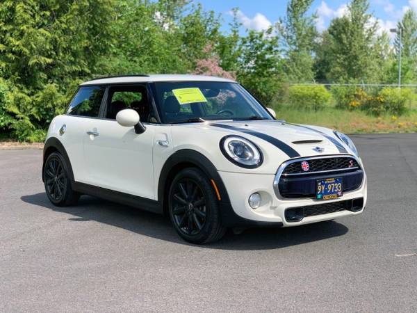 2015 MINI Cooper Hardtop WHITE Good deal! - - by for sale in Eugene, OR – photo 3